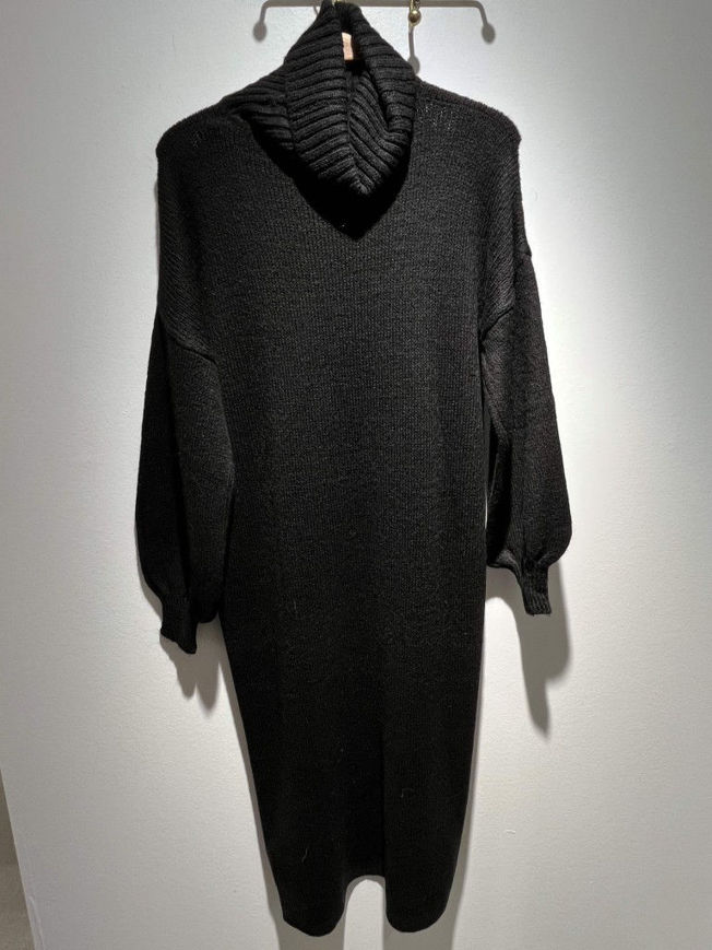 GG Luxe Strikkjole Rullekrave