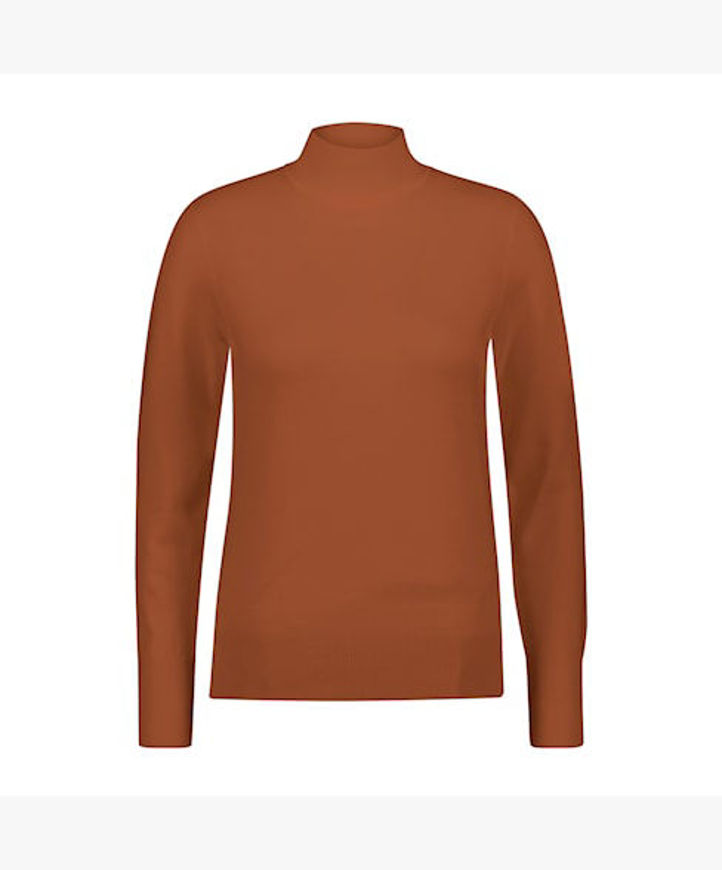 Red Button Strik Turtleneck