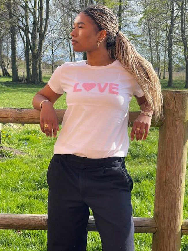 Lulu's Love T-Shirt