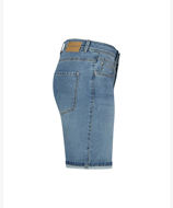 Red Button Shorts Relax